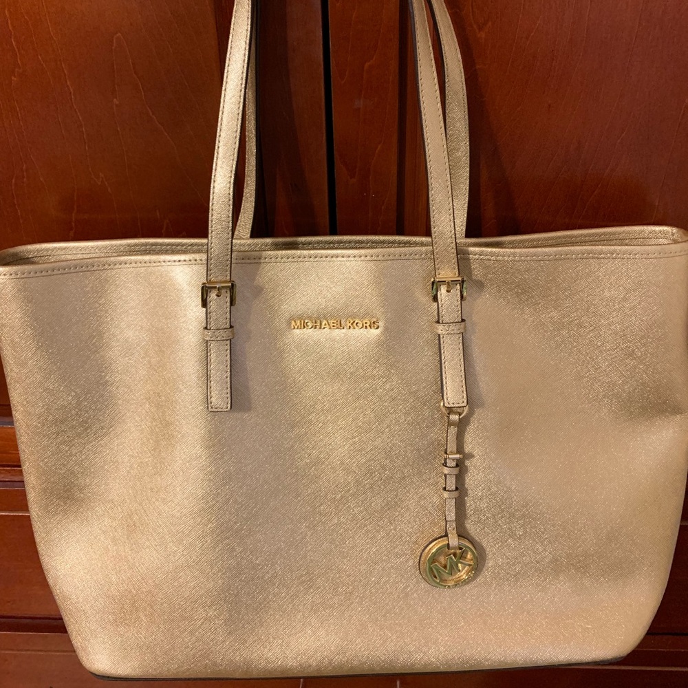 Michael Kors Jet Set handbag